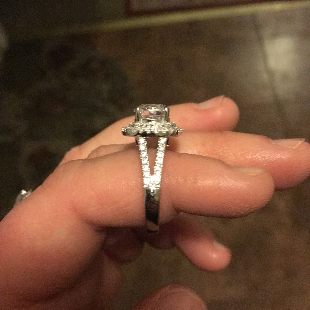 Sterling silver ring - Picture 3 of 4